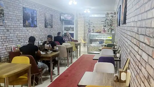 1 kilo ve üzeri tatlı alana kitap hediye