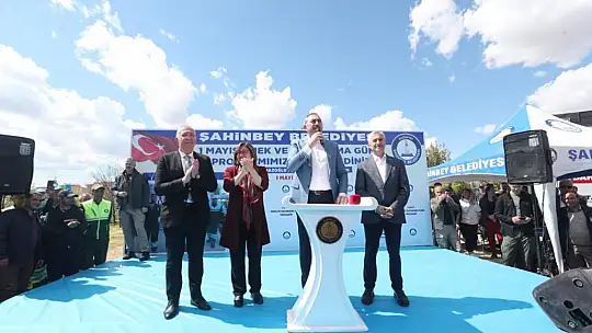 1 Mayıs'ı çalışanları ile kutladı