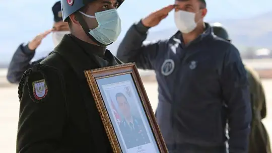11 şehit Elazığ'dan törenle Ankara'ya uğurlandı