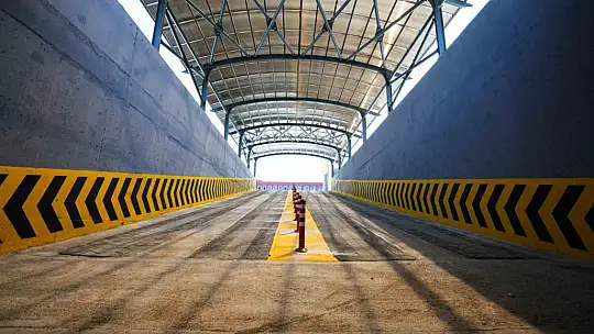 15 Temmuz otopark ve ticari ünite kompleksi tamamlandı