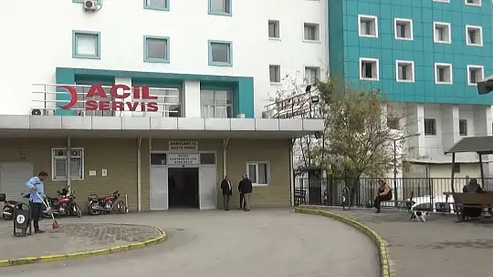 15 yaşındaki çocuğu öldüresiye darp ederek yol kenarına attılar