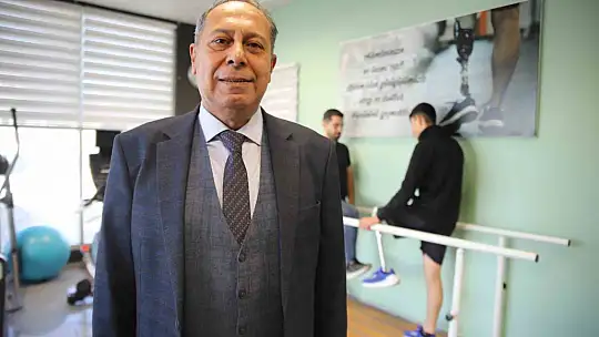 16 yaşındaki İsmet'e Ortez-Protez Yapım ve Uygulama Merkezi umut oldu