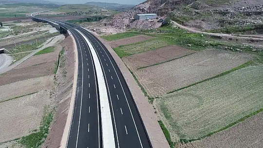 16 yılda taşıt sayısı 2 buçuk kat artmasına rağmen kazalarda can kaybı azaldı
