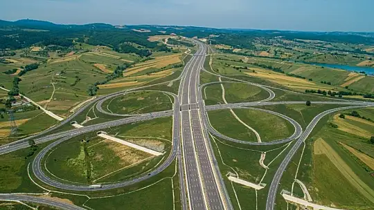 16 yılda taşıt sayısı 2 buçuk kat artmasına rağmen kazalarda can kaybı azaldı