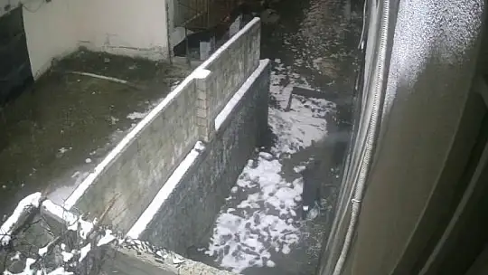 18 kişiye mezar olan Gölgeler apartmanının yıkılma anı kamerada