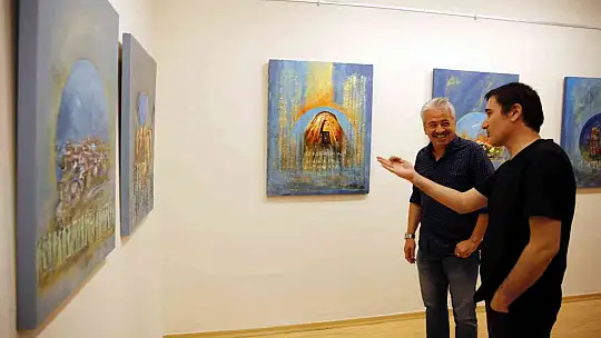 18 yılda 668 sanatçının eserleri görücüye çıktı