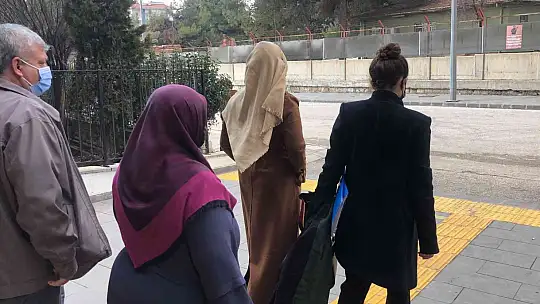 2 aylık bebeğini öldüresiye döven cani baba: