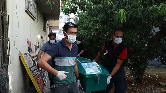 2 çocuk annesi kadın yangında can verdi