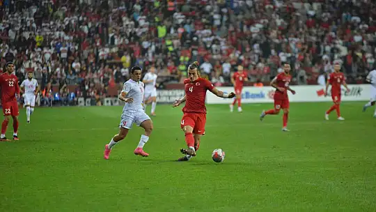 2024 Avrupa Şampiyonası Elemeleri: Türkiye: 1 - Ermenistan: 1 (Maç sonucu)