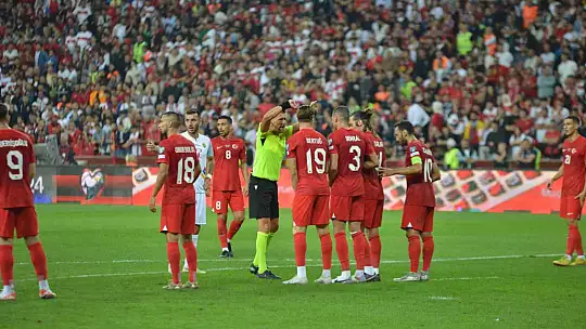2024 Avrupa Şampiyonası Elemeleri: Türkiye: 1 - Ermenistan: 1 (Maç sonucu)