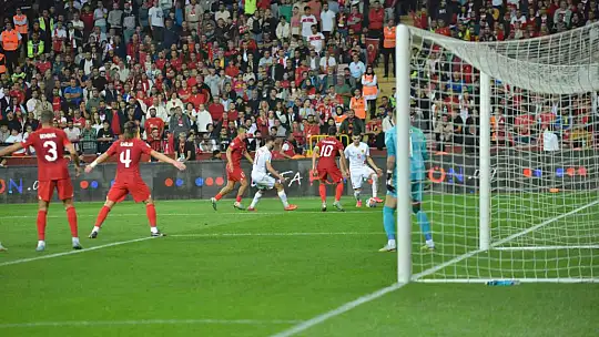 2024 Avrupa Şampiyonası Elemeleri: Türkiye: 1 - Ermenistan: 1 (Maç sonucu)