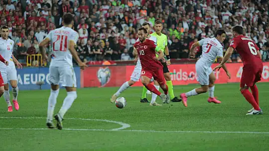 2024 Avrupa Şampiyonası Elemeleri: Türkiye: 1 - Ermenistan: 1 (Maç sonucu)