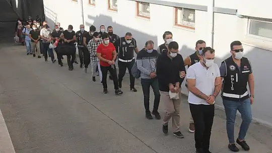 21 FETÖ zanlısından 7'si tutuklandı