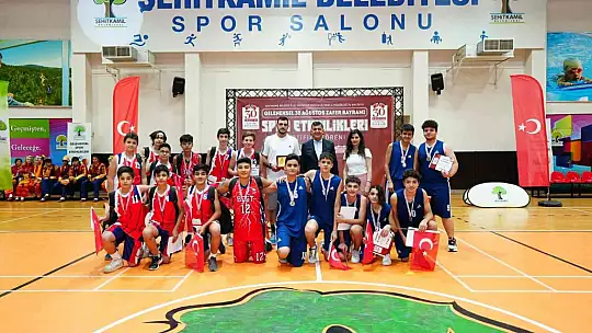 30 Ağustos Zafer Bayramı, binlerce sporcuyu buluşturdu
