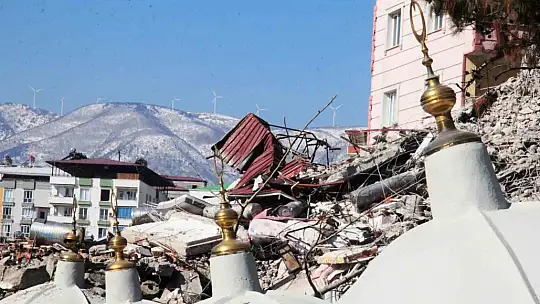 30 yıllık 14 bina 835 kişiye mezar oldu