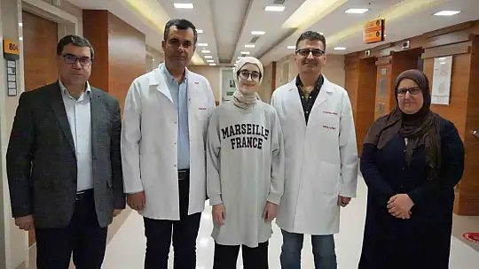 4 yıldır yemek yiyemeyen 15 yaşındaki kız sağlığına kavuştu