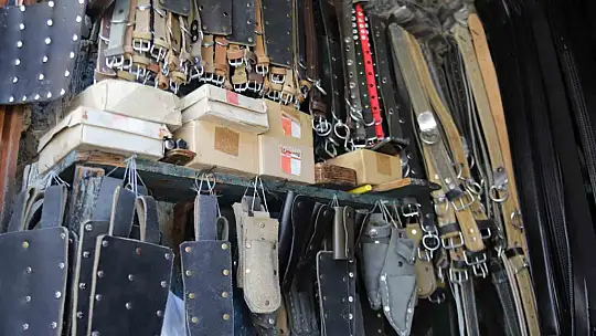 47 yıllık saraciye ustası teknolojiye direniyor