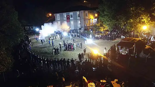 5 bin kişini katıldığı düğün için 750 bin liralık masraf yapıldı, 1 milyon liralık takı takıldı