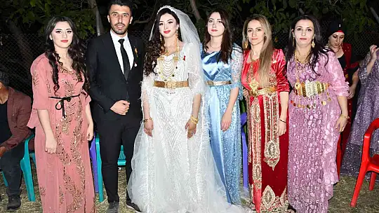 5 bin kişini katıldığı düğün için 750 bin liralık masraf yapıldı, 1 milyon liralık takı takıldı