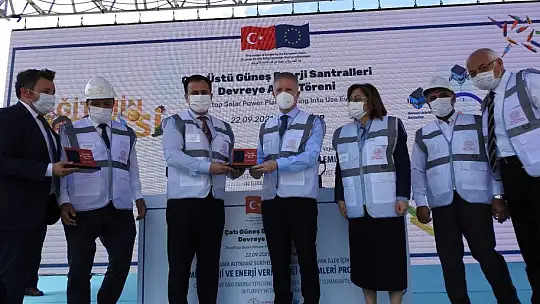 555 okul enerji ihtiyacını kendi karşılayacak