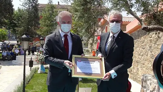 61 yıllık cezaevi halk kütüphanesi oldu