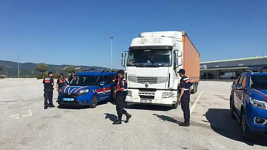 81 ildeki huzur operasyonunda bin 414 düzensiz göçmen yakalandı