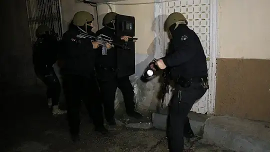 Adana'da PKK/KCK operasyonu: 15 gözaltı kararı