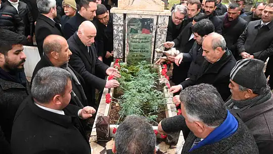 Ahmet Kerse mezarı başında dualarla anıldı