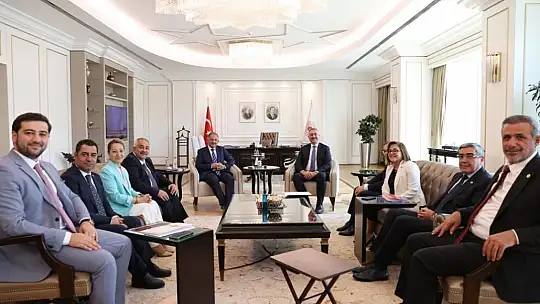 AK Parti Gaziantep heyetinden Ankara'da Bakanlarla görüştü