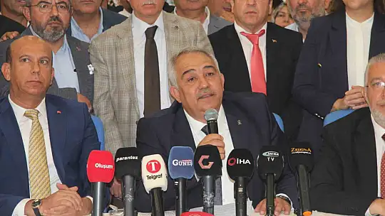 AK Parti Gaziantep İl Başkanlığında devir teslim töreni yapıldı