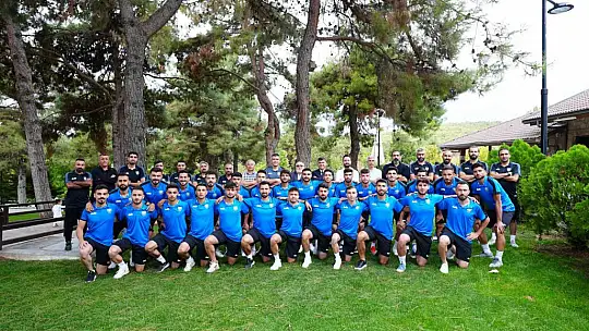 Altyapıdan yetişen 16 sporcu ile yeni sezonda yeşil sahada yerini alacak