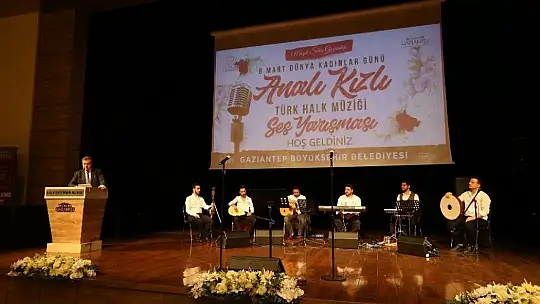 Analı kızlı ses yarışması ödül töreni düzenlendi