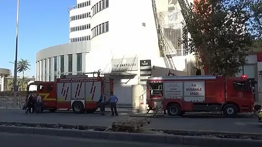 Anatolian Otel'de yine yangın çıktı