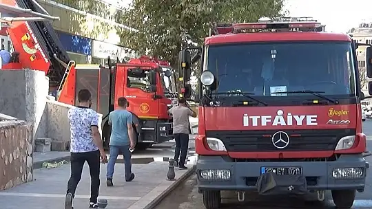 Anatolian Otel'de yine yangın çıktı
