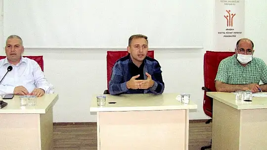 Araban'da başarılı 60 öğrenciye kol saati