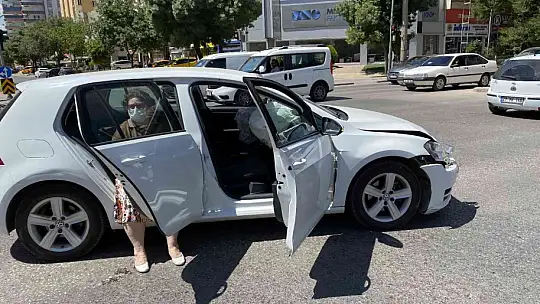 Aracın devrini aldıktan dakikalar sonra kaza yaptı