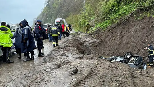 Artvin'de menfeze düşen araçta iki kişi can verdi