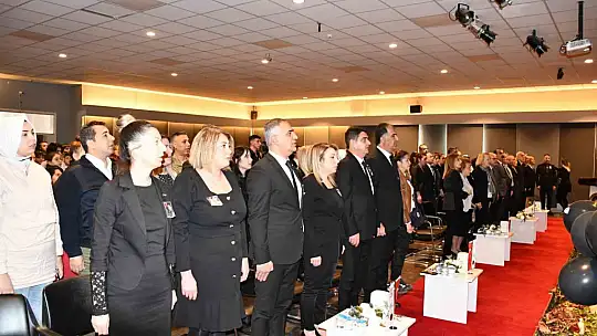 Atatürk, Gaziantep Kolej Vakfı'nda özlem ve sevgiyle anıldı