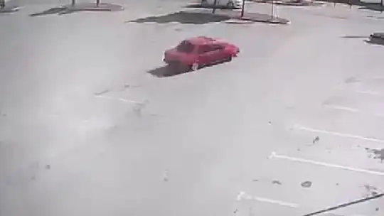 AVM otoparkında drift atan 2 araca 40 bin lira ceza