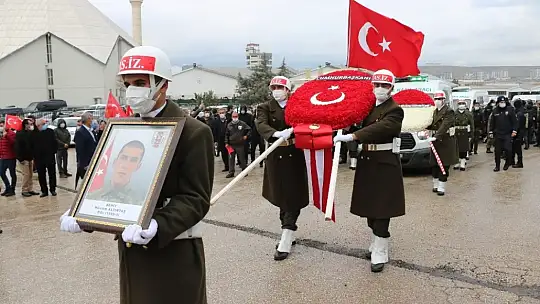 Aynı gün kaçırıldılar, birlikte defnedildiler