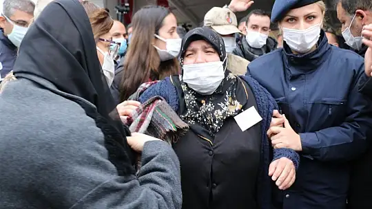 Aynı gün kaçırıldılar, birlikte defnedildiler