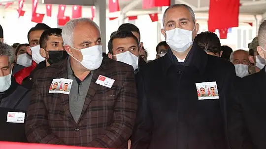 Aynı gün kaçırıldılar, birlikte defnedildiler