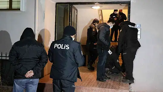 Gaziantep'te görev yapan Ayşegül öğretmen kardeşi tarafından bıçaklanarak öldürüldü