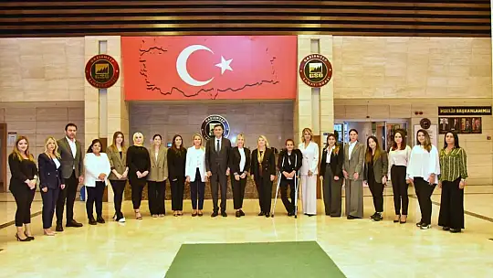 Ayşen Ahi güven tazeledi