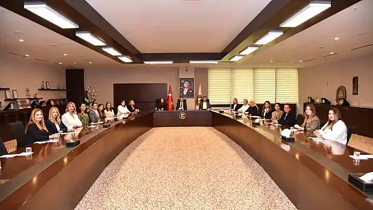 Ayşen Ahi güven tazeledi