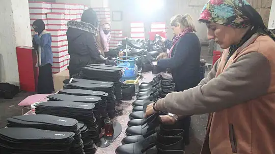 Ayyakkabıcılara 'stok' darbesi