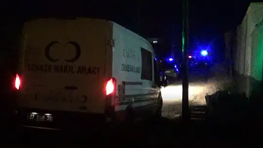 Baba-oğuldan geriye yan yana çektirdikleri fotoğraf karesi kaldı