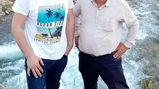 Baba-oğuldan geriye yan yana çektirdikleri fotoğraf karesi kaldı