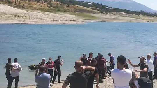 Baba ve oğlu baraj göletinde boğuldu