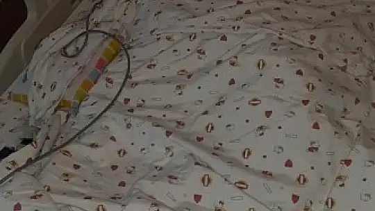 Bademcik ameliyatından sonra bitkisel hayata giren minik kızın yaşam mücadelesi